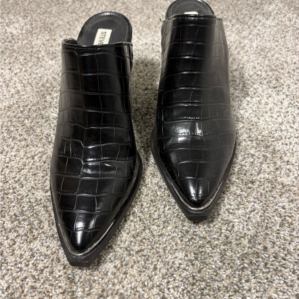 Steve Madden Black Croc-Embossed Mules
